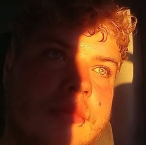 Meet your Posher, Cameron